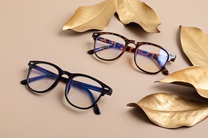 Antireflective Coatings in Eyewear Antireflective Coatings in Eyewear