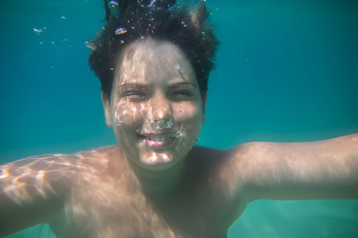 What Happens When You Open Your Eyes Underwater